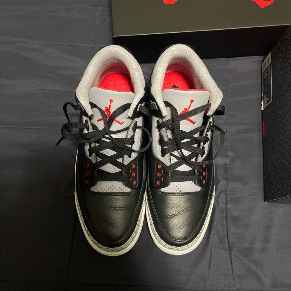 Jordan Sneakers Black and Red